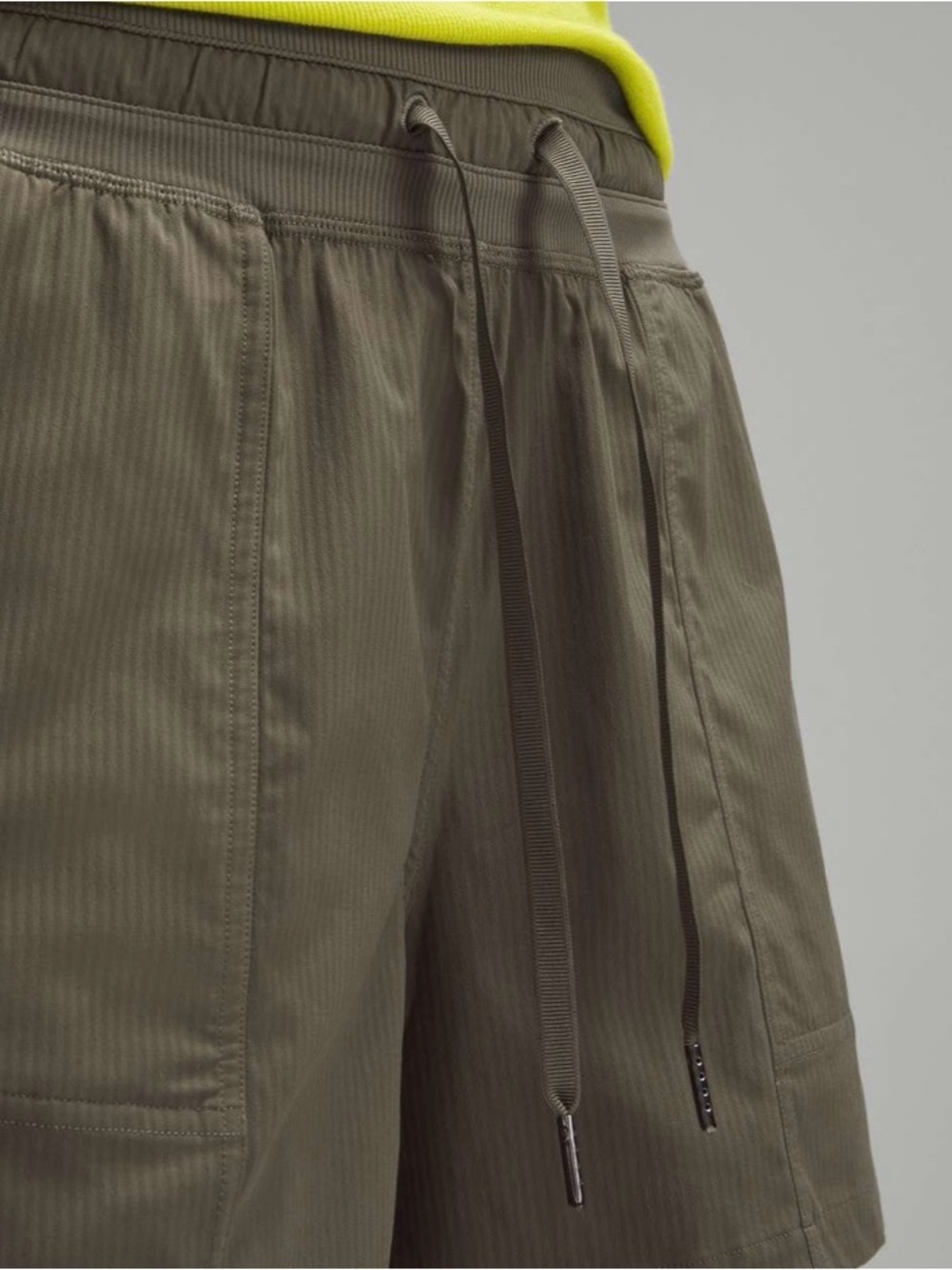 EUC Lululemon Dance Studio High-Rise Short 3.5" Army Green - Picture 4 of 8